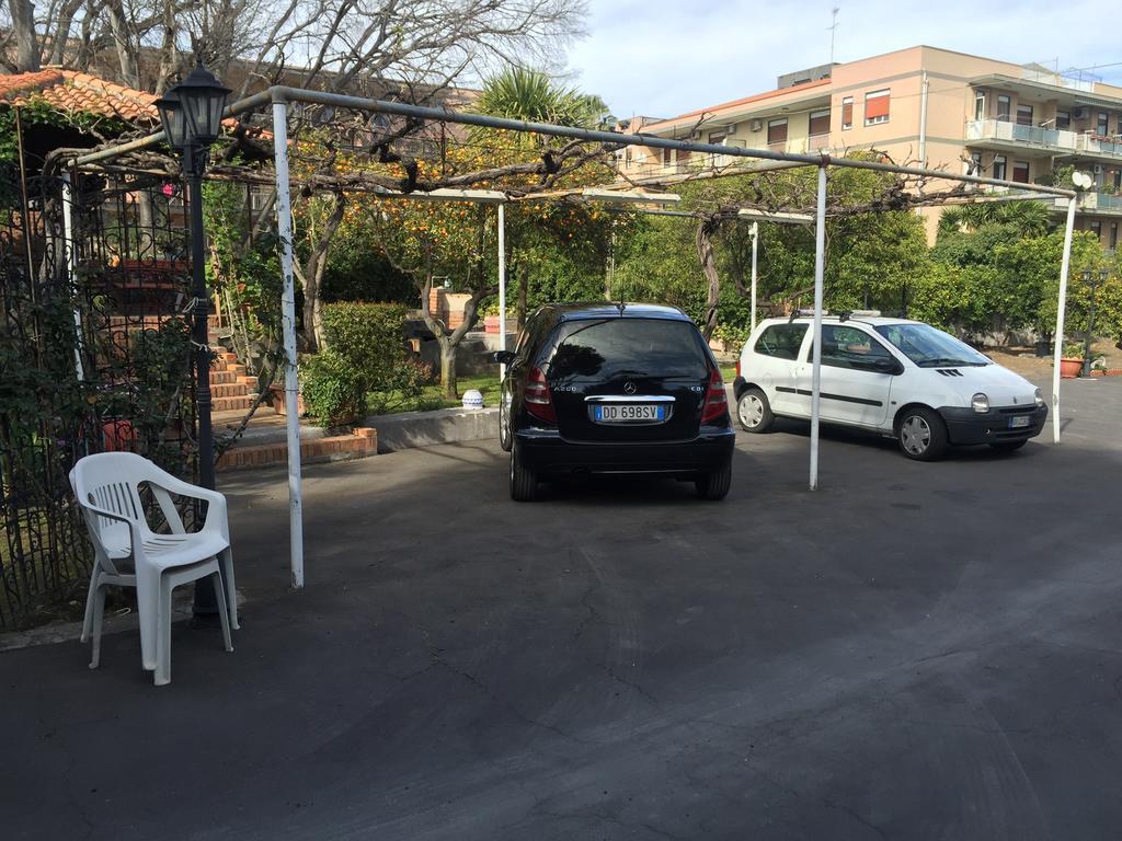 B&B Il Bagolaro Dell'Etna Sant'Agata Li Battiati 외부 사진